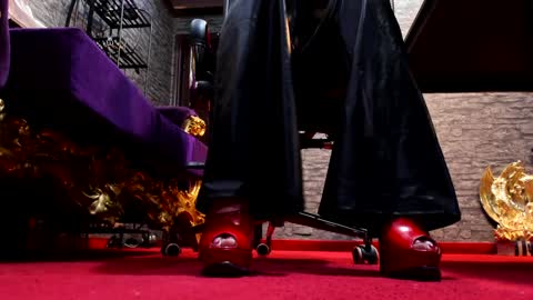 Snapshot of khaleesidomme chatting on 12-19-24, 08:23 Khaleesi online show from 12-19-24, 08:23