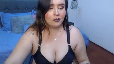 Snapshot of khalia_ chatting on 06-13-26, 07:45 K H A I L A online show from 06-13-26, 07:45