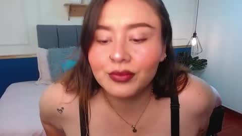 Snapshot of khalia_ chatting on 07-19-26, 04:44 K H A I L A online show from 07-19-26, 04:44
