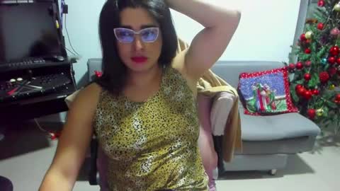 Snapshot of khalifa_gold chatting on 12-16-25, 12:37 Khalifa Kasumi online show from 12-16-25, 12:37