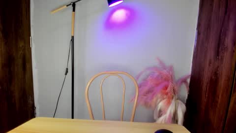 Snapshot of khate_smith chatting on 03-01-26, 04:31 khate_smith online show from 03-01-26, 04:31