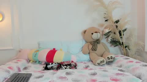 Snapshot of khaterine_hot_1 chatting on 01-18-25, 10:17 Kathe Hot online show from 01-18-25, 10:17