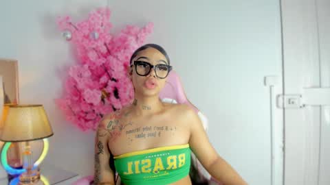 Snapshot of khelany_isyy chatting on 12-04-24, 12:52 Khelany Isyy online show from 12-04-24, 12:52