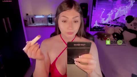 Snapshot of khionebesset chatting on 01-16-25, 07:28 Khi. online show from 01-16-25, 07:28