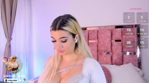 Snapshot of khloe_018 chatting on 03-03-25, 11:44 KHLOE online show from 03-03-25, 11:44