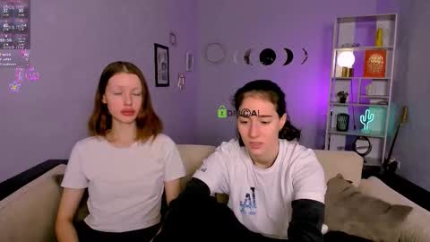 khloebeauty online show from 12-15-25, 08:46