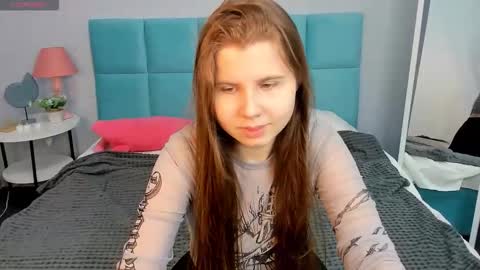 Snapshot of ki_wizz chatting on 10-05-25, 03:05 Ellie online show from 10-05-25, 03:05