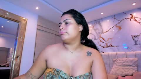 Snapshot of kiana_cream chatting on 04-25-26, 11:46 N M online show from 04-25-26, 11:46