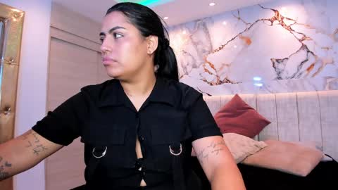 Snapshot of kiana_cream chatting on 06-08-26, 11:54 N M online show from 06-08-26, 11:54