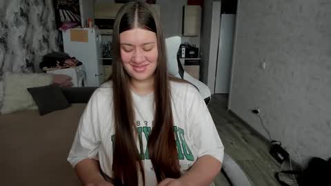 kianna_dior_ online show from 11-22-25, 04:33