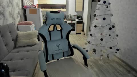 kianna_dior_ online show from 12-23-25, 10:24