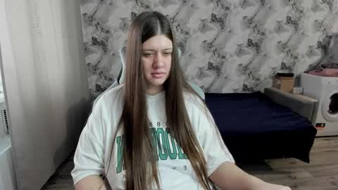 kianna_dior_ online show from 02-06-26, 09:12