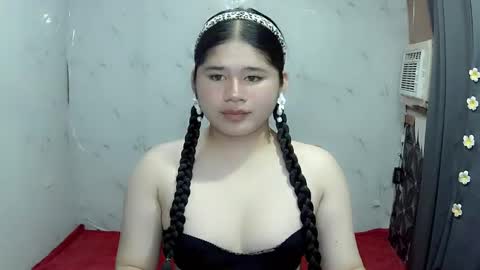 Your SweetGirl Ts online show from 02-05-25, 12:27