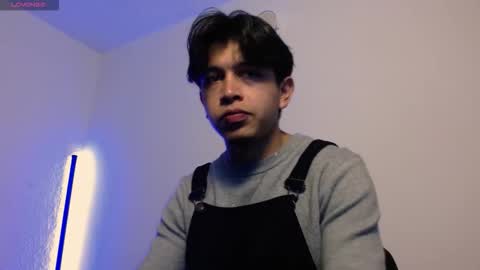 Adrian  Chlloe online show from 01-08-26, 06:54