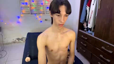 Snapshot of kiantwink chatting on 01-22-25, 05:26 kiantwink online show from 01-22-25, 05:26