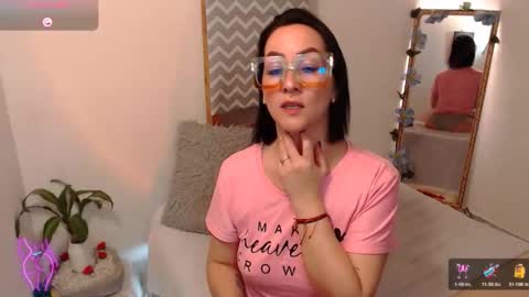 Kiara Bermont online show from 11-14-25, 03:22