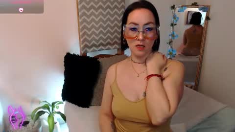 Kiara Bermont online show from 01-10-26, 07:04