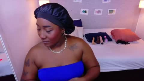 Snapshot of kiara_evanss chatting on 05-09-26, 02:06 Kiara online show from 05-09-26, 02:06