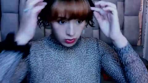 Snapshot of kiara_fox__ chatting on 12-14-25, 09:36 KIARA FOX online show from 12-14-25, 09:36