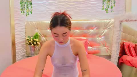 Snapshot of kiara_mils chatting on 02-24-26, 12:14 Kiara online show from 02-24-26, 12:14