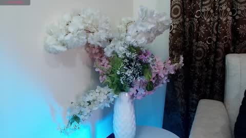 Valery online show from 12-18-25, 12:22