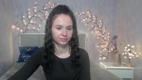 Snapshot of kiaracriegs chatting on 04-22-26, 05:47 Kara online show from 04-22-26, 05:47