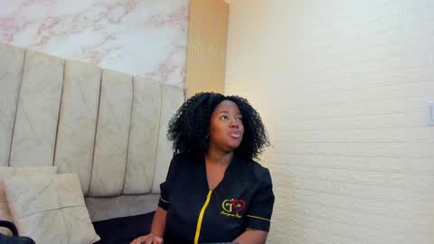 Snapshot of kiarazafira chatting on 09-17-25, 10:28 kiarazafira online show from 09-17-25, 10:28