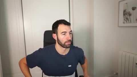 Manu online show from 03-11-25, 08:41