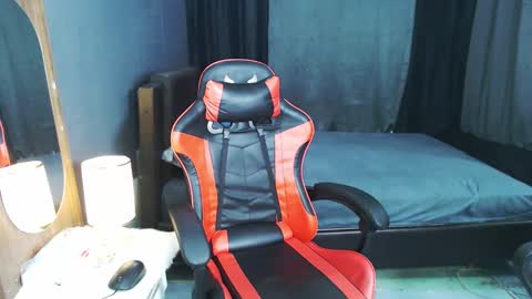 Snapshot of kiel_asianboy chatting on 06-07-26, 02:10 EJ online show from 06-07-26, 02:10