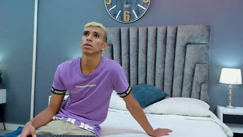 Snapshot of kieran_derek chatting on 01-06-25, 03:20 Kieran Derek online show from 01-06-25, 03:20