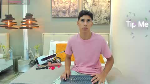 Snapshot of kieran_derek chatting on 11-13-25, 03:27 Kieran Derek online show from 11-13-25, 03:27