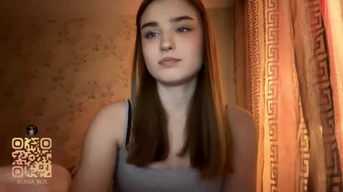 Ola my name is Lissa  Lets hit 10 Thumbs Up together   online show from 02-09-26, 05:28