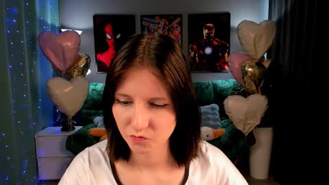 Kika online show from 02-28-26, 06:36