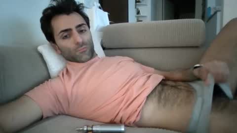 Snapshot of kikkus01 chatting on 04-02-26, 04:37 kikkus01 online show from 04-02-26, 04:37