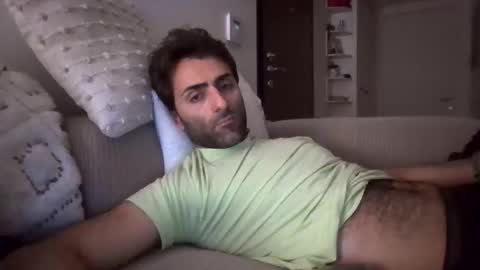 Snapshot of kikkus01 chatting on 04-12-26, 08:47 kikkus01 online show from 04-12-26, 08:47