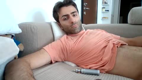 Snapshot of kikkus01 chatting on 05-07-26, 01:38 kikkus01 online show from 05-07-26, 01:38