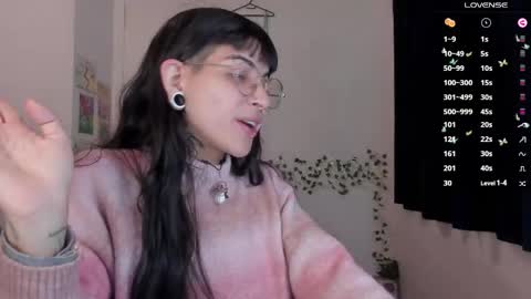 Snapshot of kila_moonlight444 chatting on 04-17-26, 11:19 Bella online show from 04-17-26, 11:19