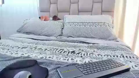 Ana      online show from 07-15-26, 03:17