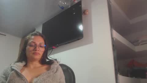 Snapshot of killey_saints chatting on 12-29-24, 04:59 killey online show from 12-29-24, 04:59