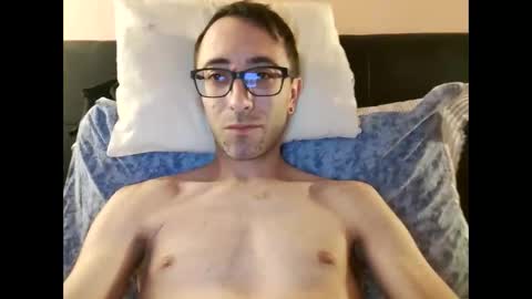 Snapshot of killua1993 chatting on 09-19-25, 06:19 kingstoned online show from 09-19-25, 06:19