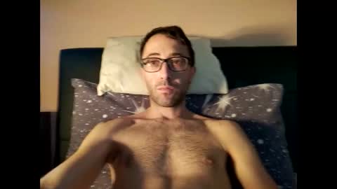 Snapshot of killua1993 chatting on 10-05-25, 12:47 kingstoned online show from 10-05-25, 12:47