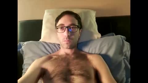 Snapshot of killua1993 chatting on 02-09-26, 06:17 kingstoned online show from 02-09-26, 06:17