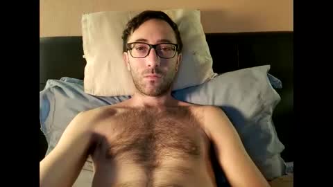 Snapshot of killua1993 chatting on 02-14-26, 11:29 kingstoned online show from 02-14-26, 11:29