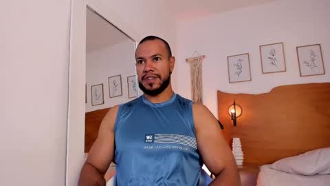 Snapshot of killua_zagarra_ chatting on 09-26-25, 09:52 Kilua Muscle guy online show from 09-26-25, 09:52