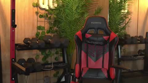 Kim online show from 10-02-25, 01:51