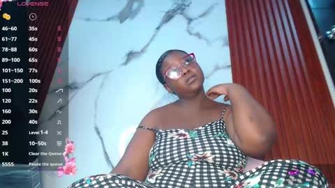 Snapshot of kim_brown2 chatting on 05-28-26, 02:31 Kim Follow me please online show from 05-28-26, 02:31