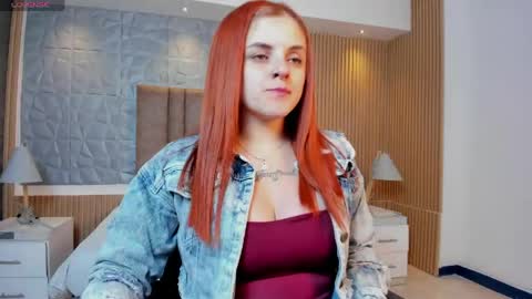 Snapshot of kim_brown_ chatting on 04-22-26, 11:45 Kim online show from 04-22-26, 11:45