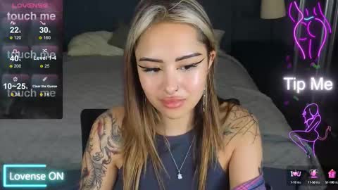 Kim online show from 09-21-25, 08:16