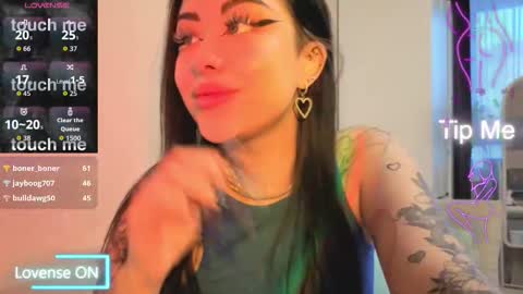 Kim online show from 02-03-26, 06:11