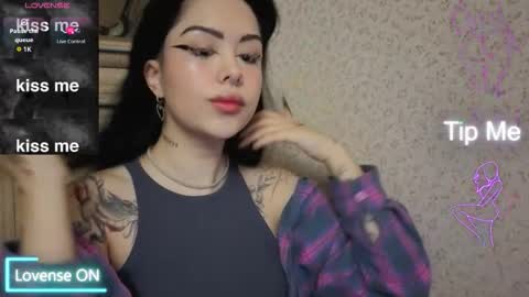 Kim online show from 02-17-26, 05:26